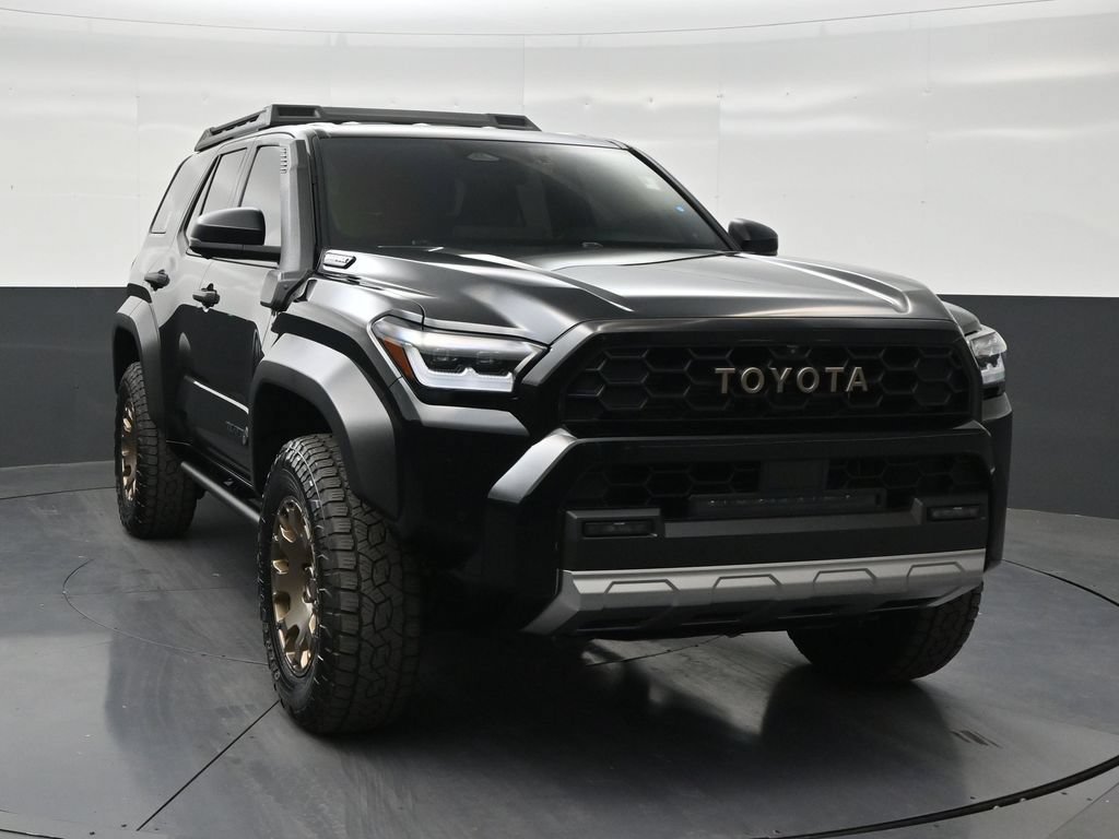 Used 2025 Toyota 4Runner Trailhunter AWD/4WD image 7