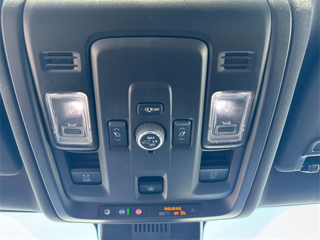Used 2025 Chevrolet Tahoe Z71 w/ Comfort Package image 21