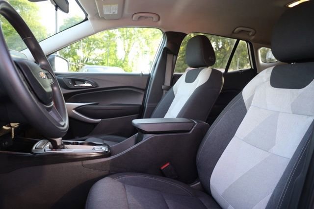 Used 2024 Chevrolet Trax LS FWD image 16