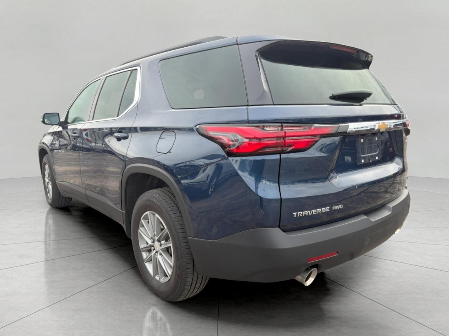 Used 2023 Chevrolet Traverse LT image 6