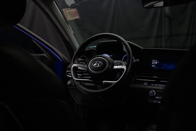 Used 2023 Hyundai Elantra Limited w/ Cargo Package image 14