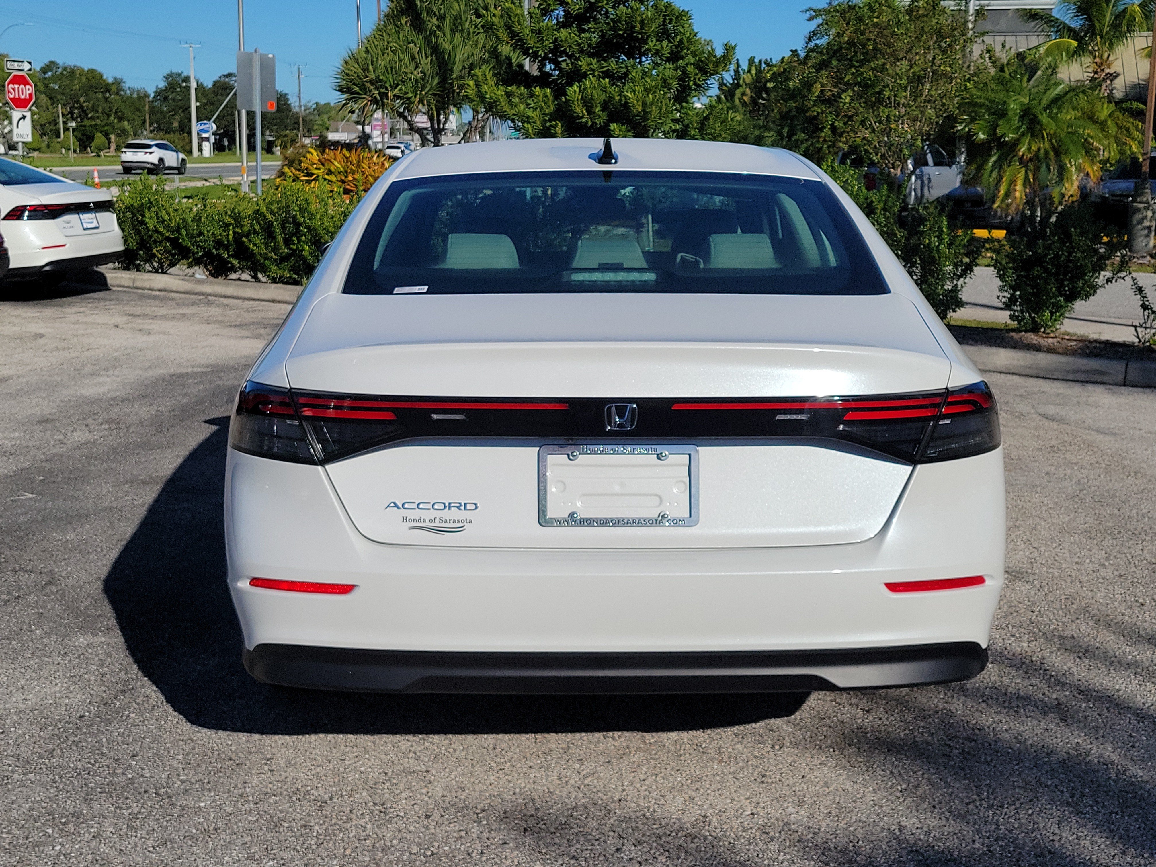 Used 2025 Honda Accord SE image 6
