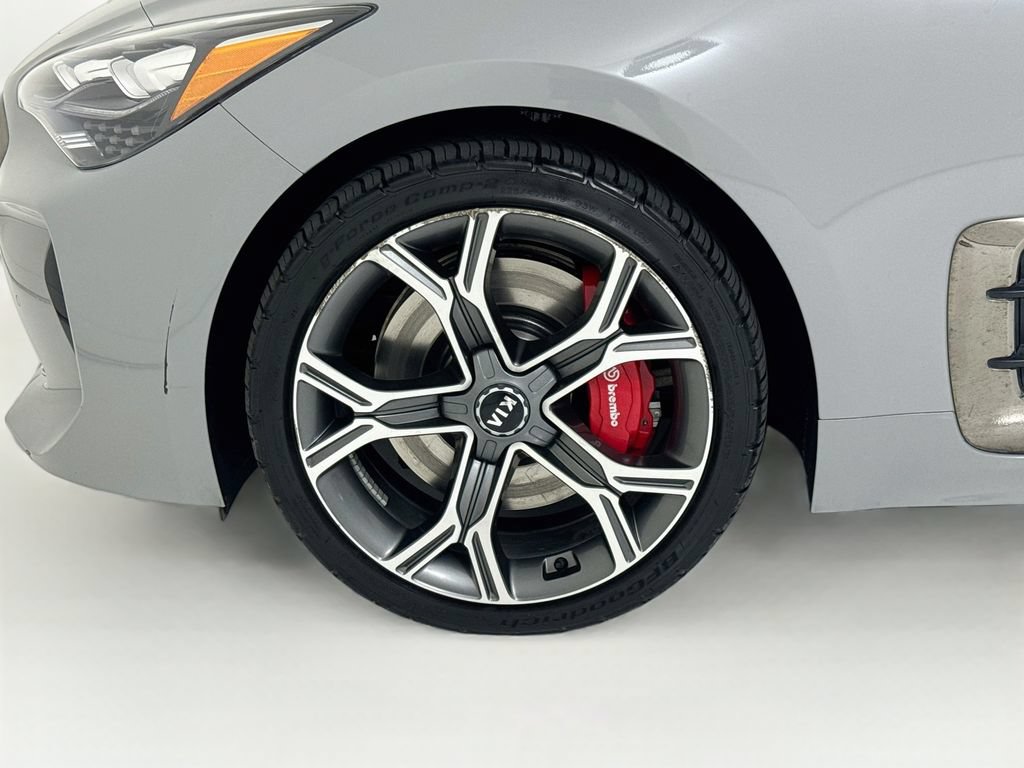 Used 2020 Kia Stinger GT1 AWD/4WD image 32
