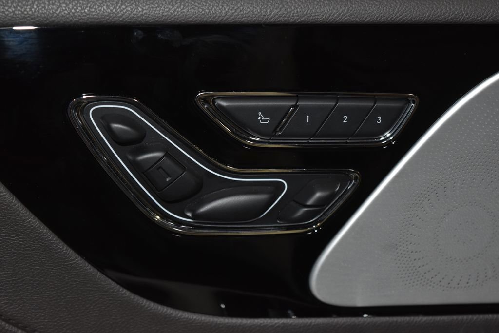 Used 2023 Lincoln Aviator Reserve w/ Equipment Group 201A image 5