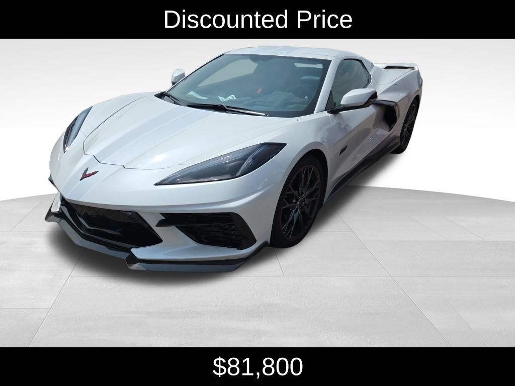 Used 2023 Chevrolet Corvette Stingray Premium Conv w/ Z51 Performance Package RWD image 3