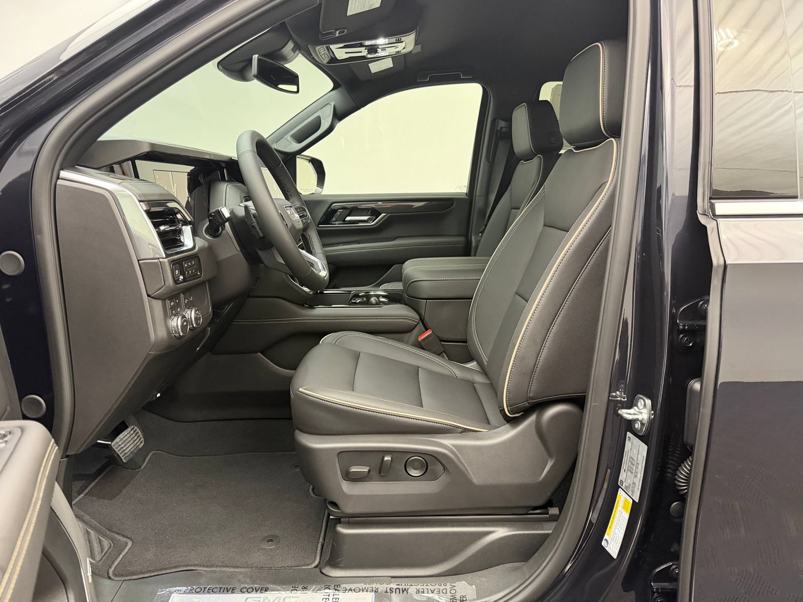New 2026 GMC Yukon Elevation AWD/4WD image 5