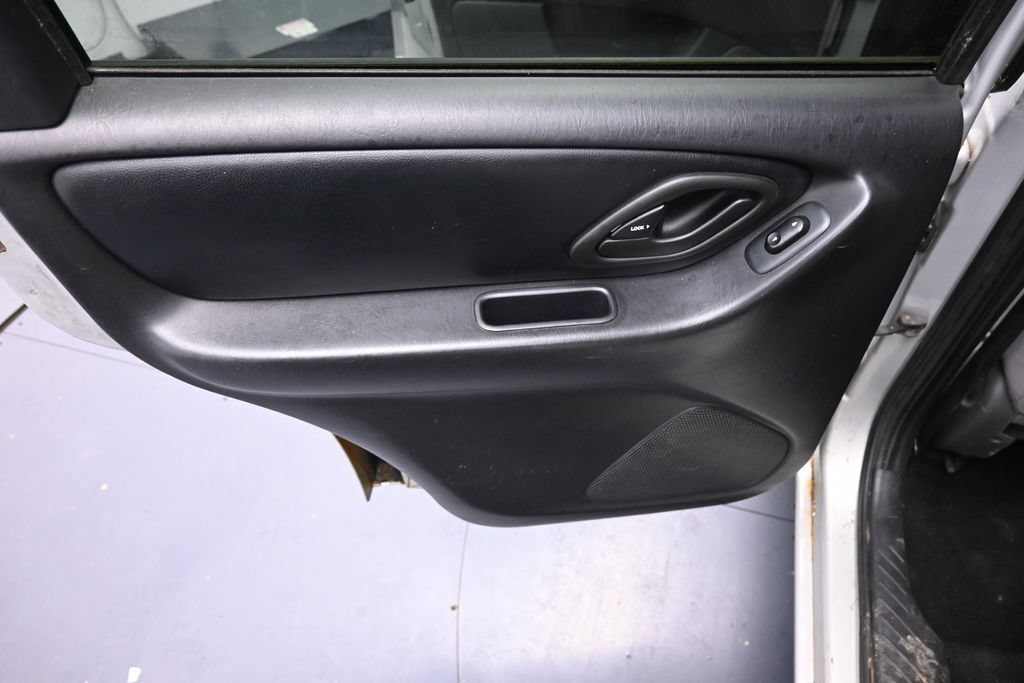 Used 2003 Ford Escape Limited FWD image 23