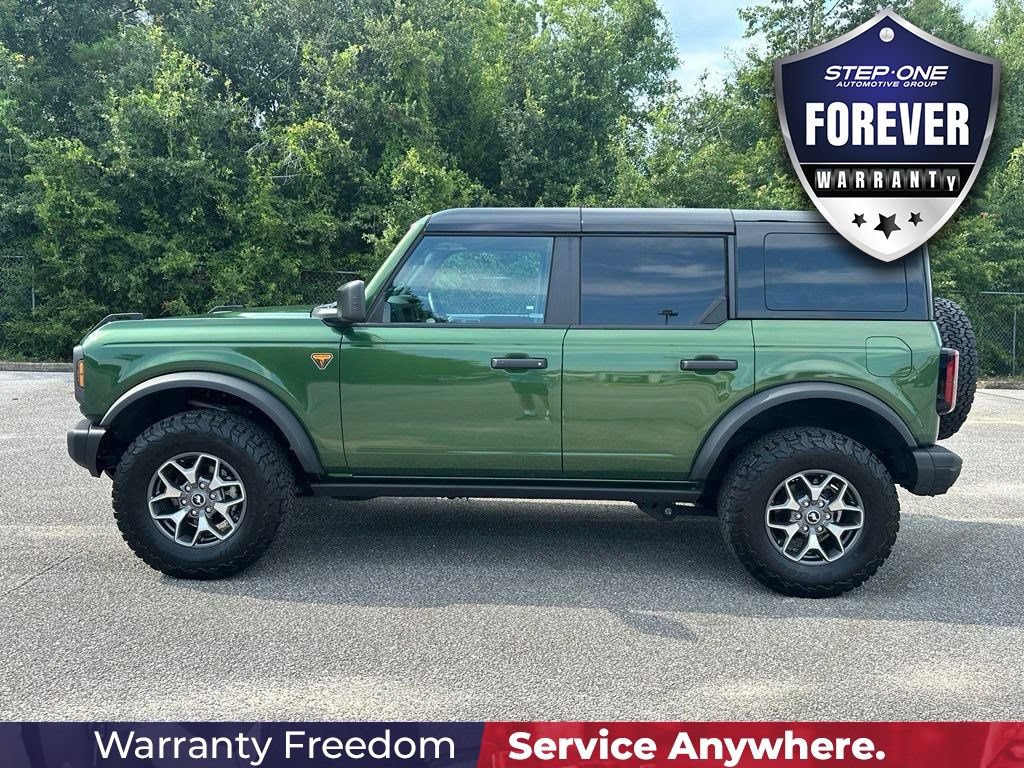 Used 2025 Ford Bronco Badlands AWD/4WD image 4