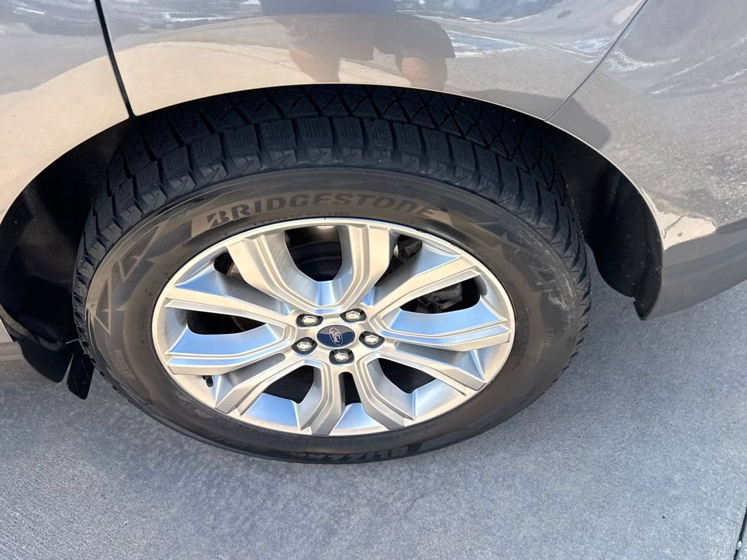 Used 2021 Ford Edge Titanium w/ Cargo Accessory Package AWD/4WD image 13