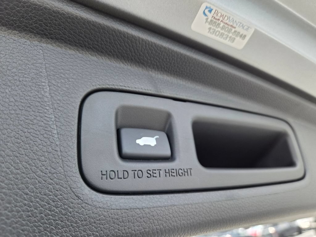 Used 2025 Honda CR-V Sport-L image 13
