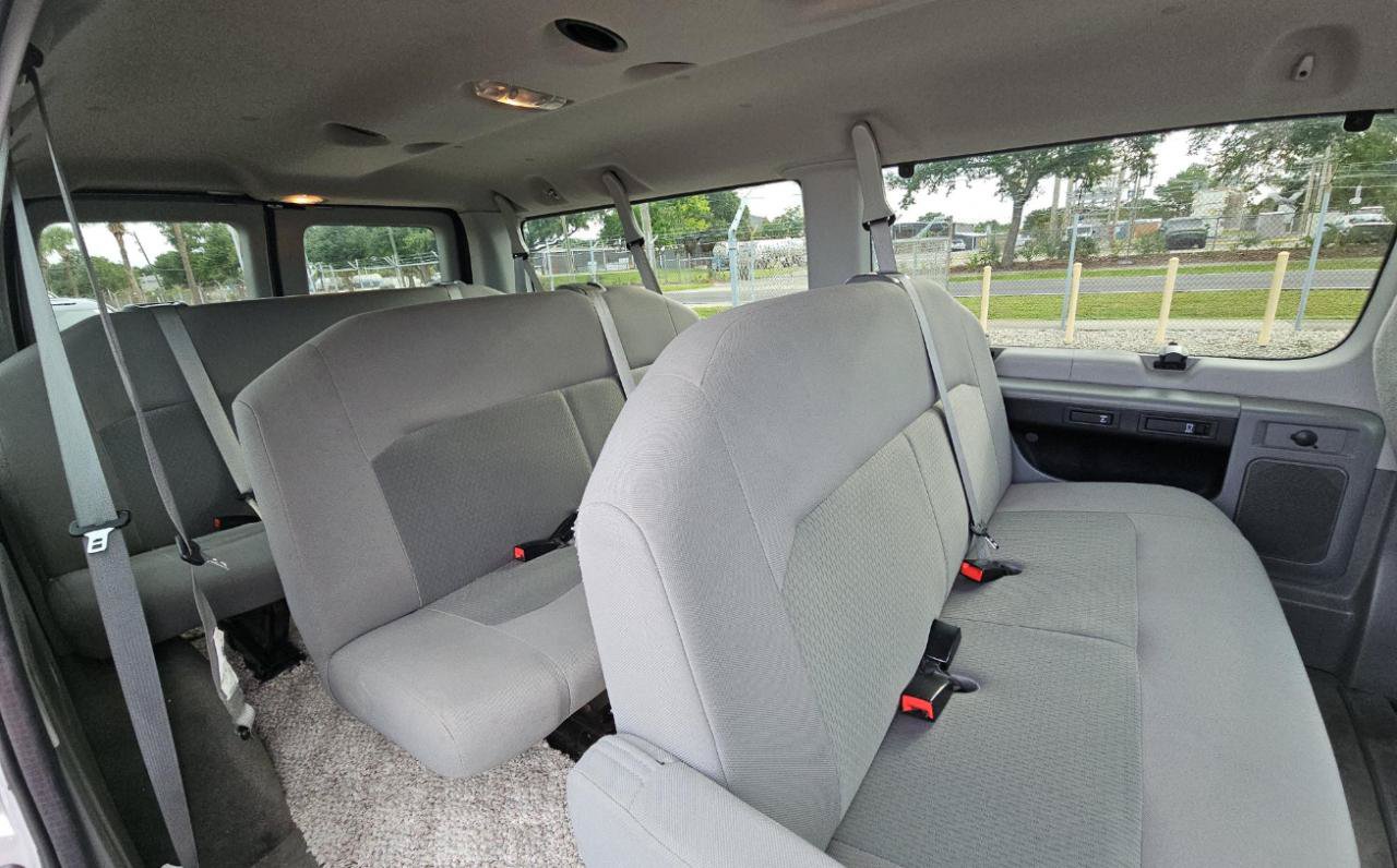 Used 2014 Ford E-350 and Econoline 350 XLT RWD image 19