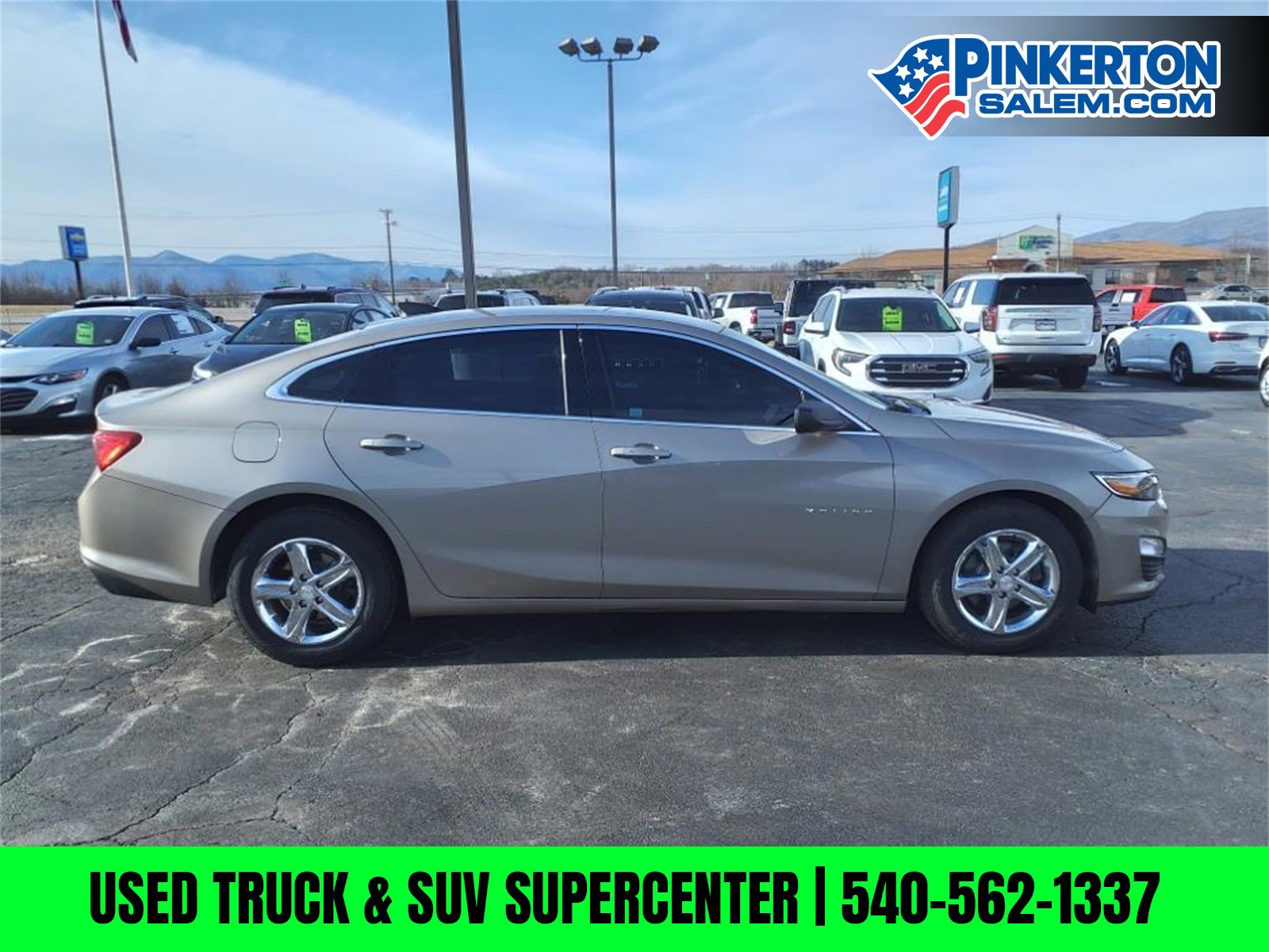 Used 2022 Chevrolet Malibu LS image 2