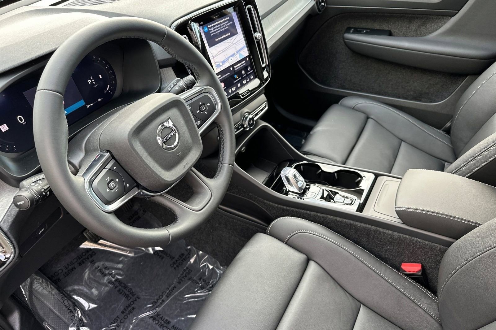 New 2026 Volvo XC40 B5 Ultra w/ Climate Package image 13
