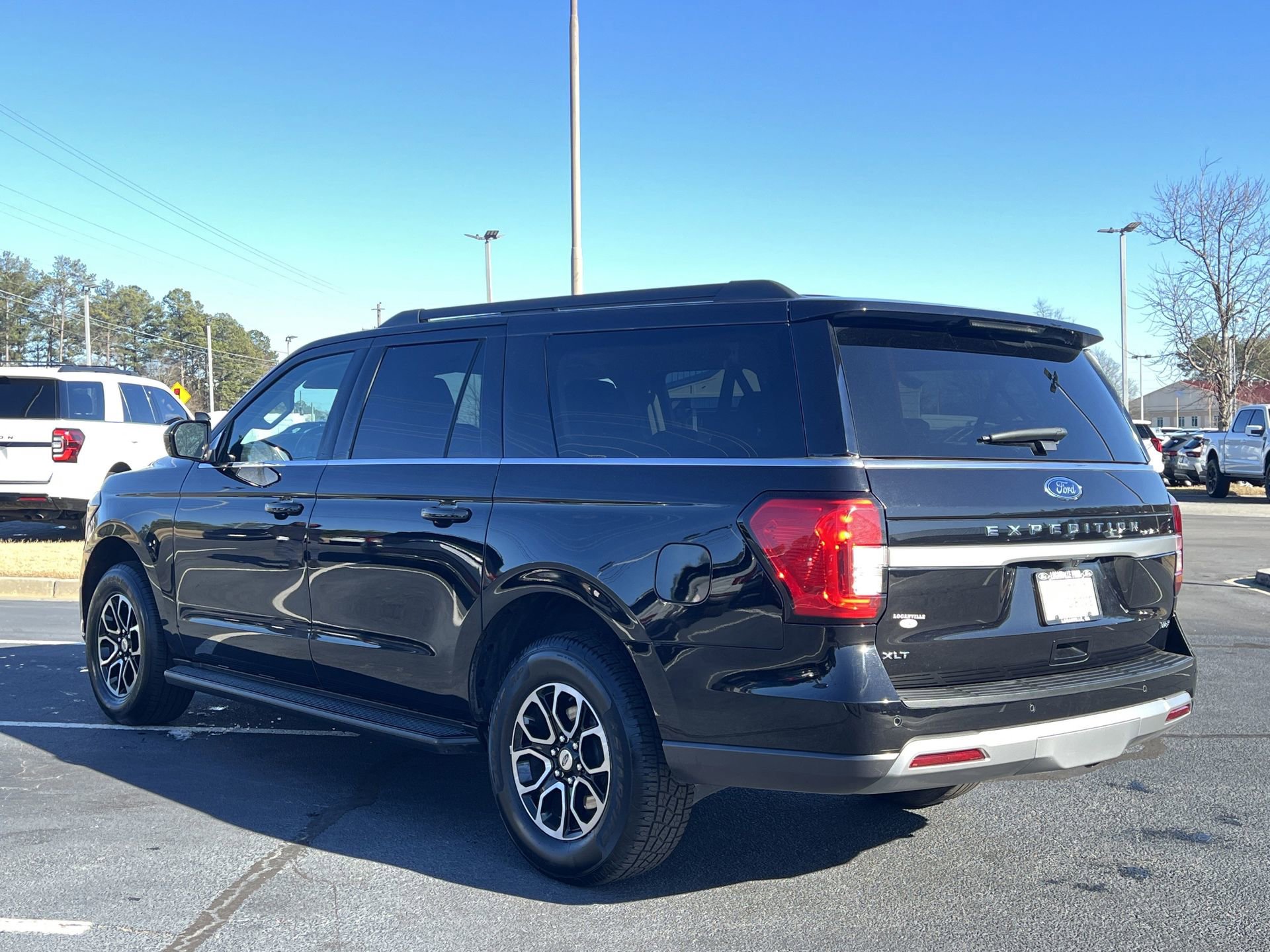 Certified 2024 Ford Expedition Max XLT image 2