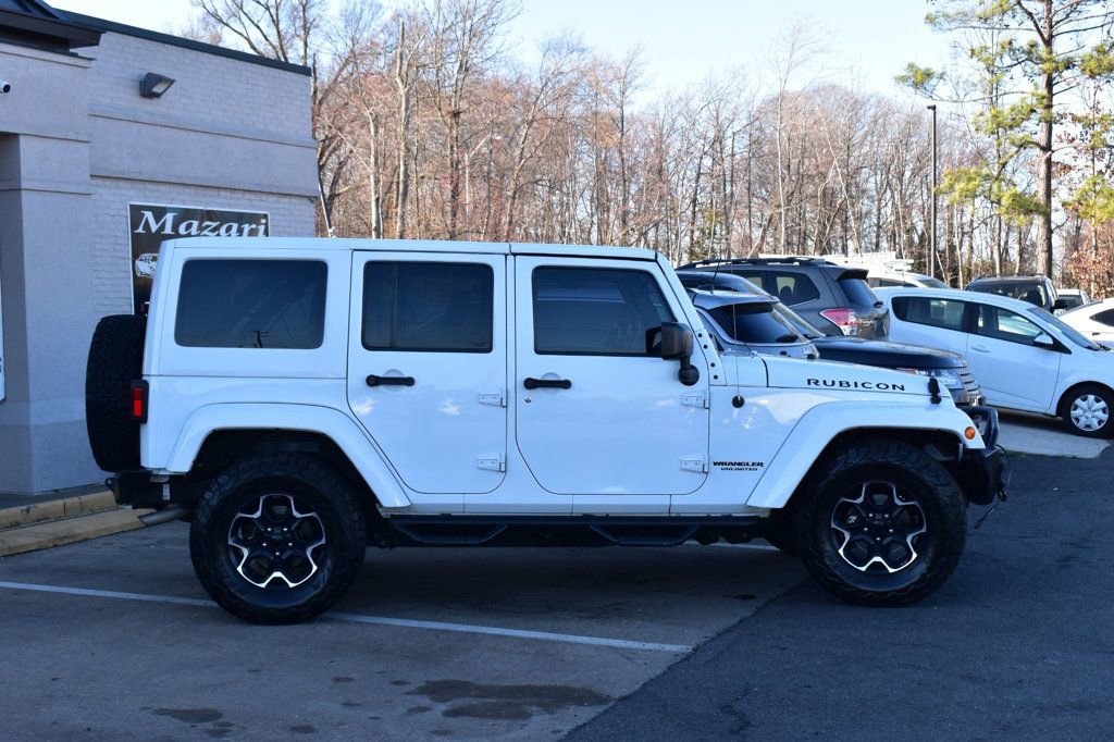 Used 2015 Jeep Wrangler Unlimited Rubicon w/ Connectivity Group image 4