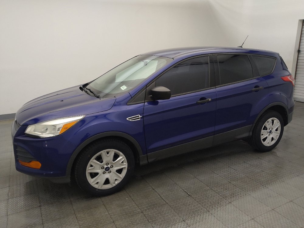 Used 2014 Ford Escape S FWD image 2
