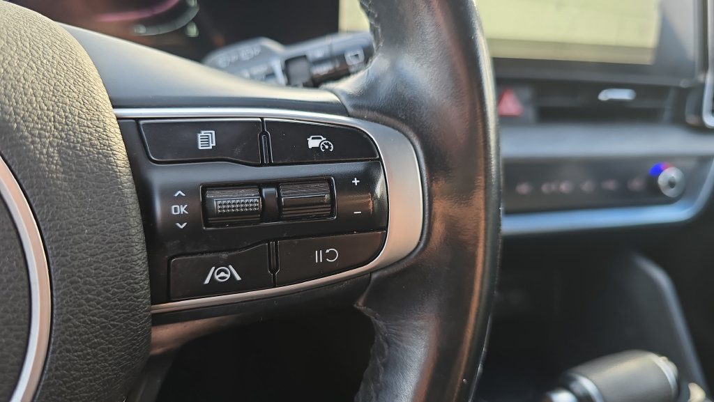 Used 2023 Kia Sportage X-Line AWD/4WD image 25