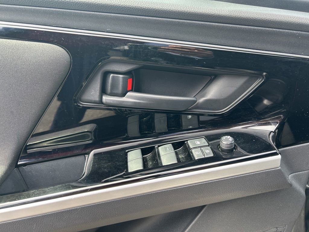 Used 2024 Subaru Solterra Premium image 14