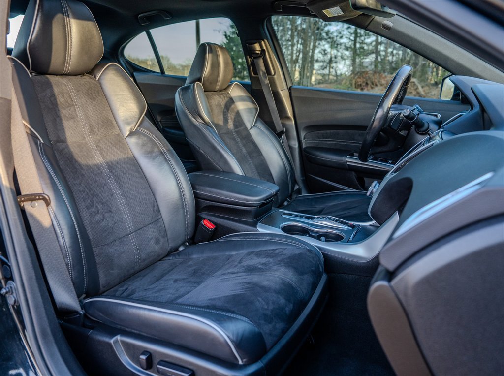 Used 2019 Acura TLX V6 w/ Technology & A-SPEC Pkg FWD image 30