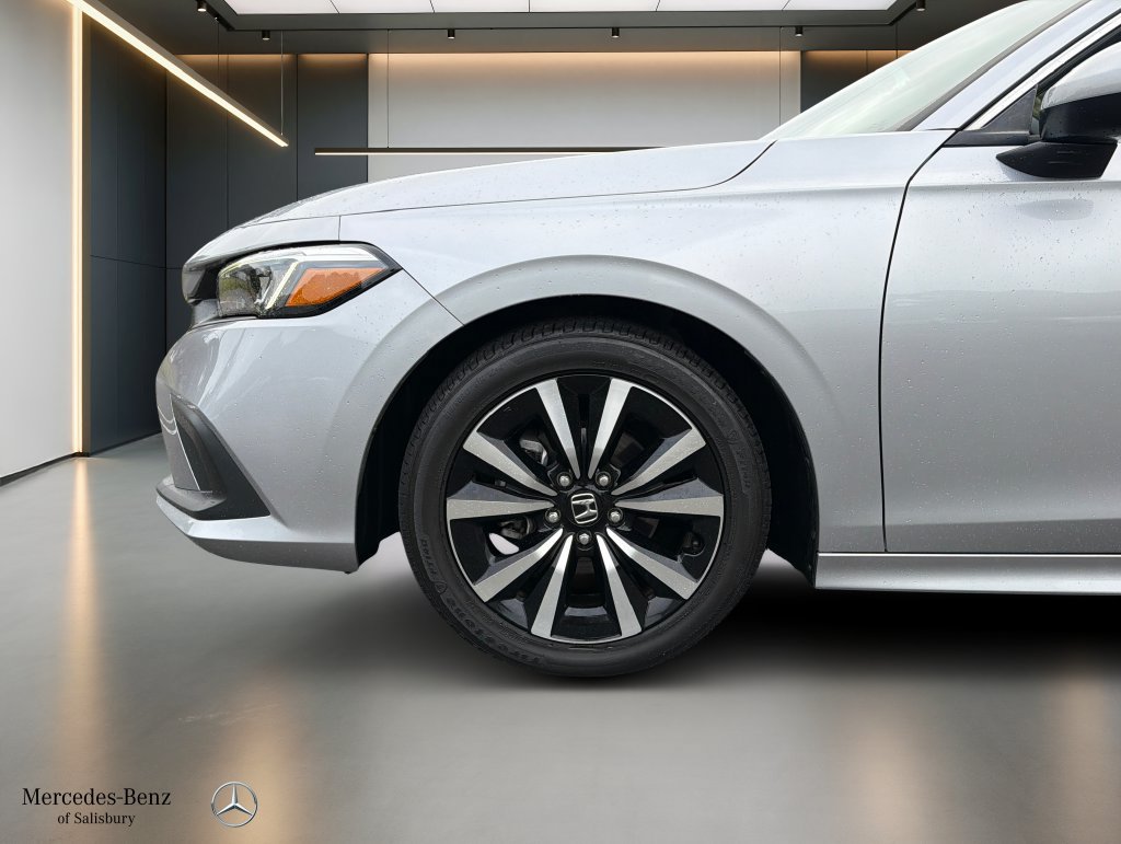 Used 2023 Honda Civic EX image 18