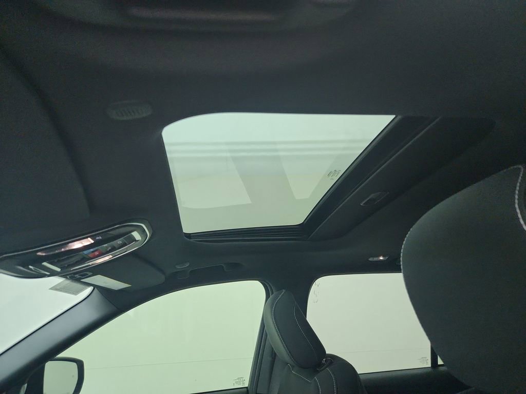 New 2025 Jeep Grand Cherokee Laredo X w/ Luxury Tech Group I image 30