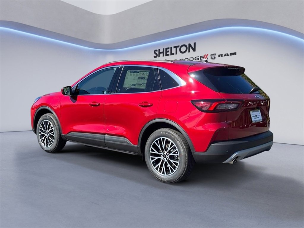 New 2025 Ford Escape SE image 3