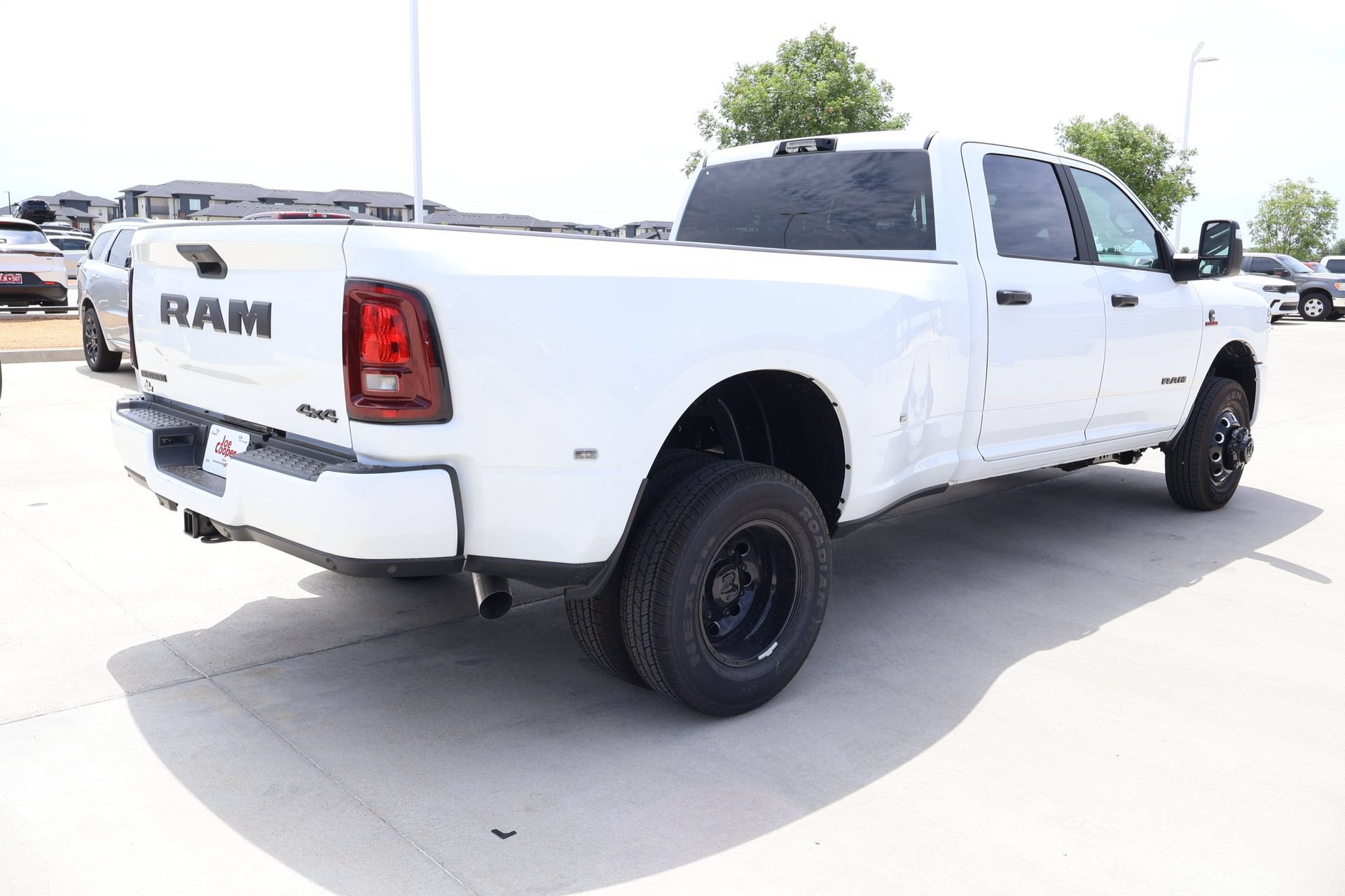 New 2026 RAM 3500 Big Horn AWD/4WD image 21