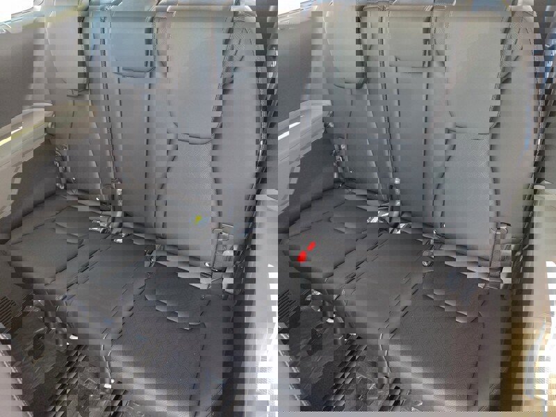 New 2026 Kia Carnival SX image 9