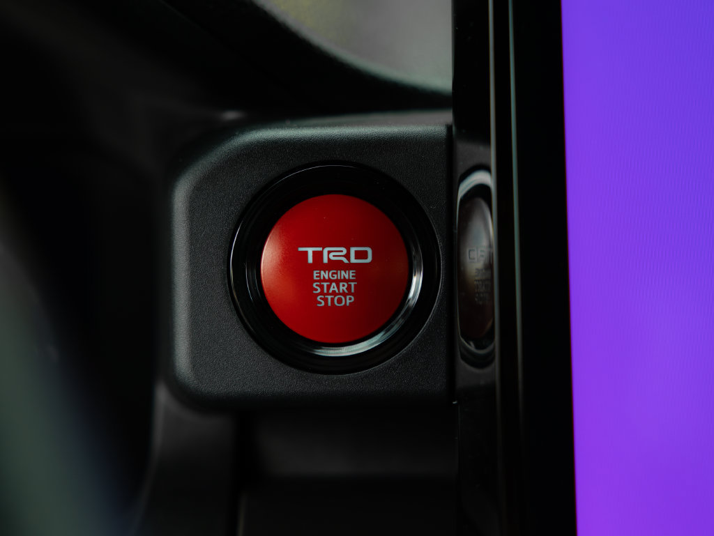 Used 2024 Toyota Tacoma TRD Off-Road AWD/4WD image 18
