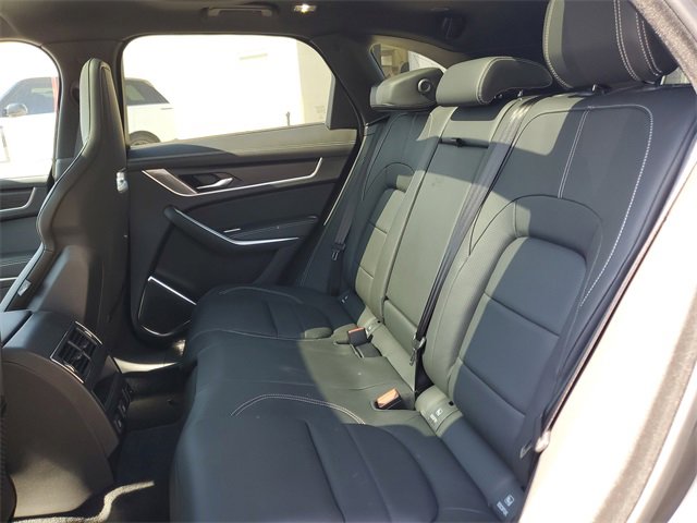 New 2026 Jaguar F-PACE R-Dynamic S image 13