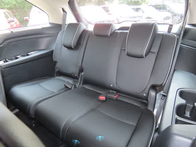 New 2026 Honda Odyssey Touring image 15