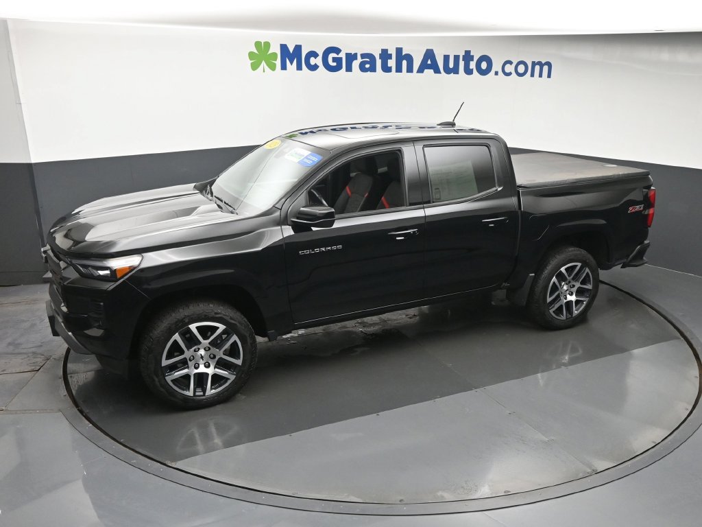 Used 2023 Chevrolet Colorado Z71 w/ Z71 Convenience Package 2 AWD/4WD image 21