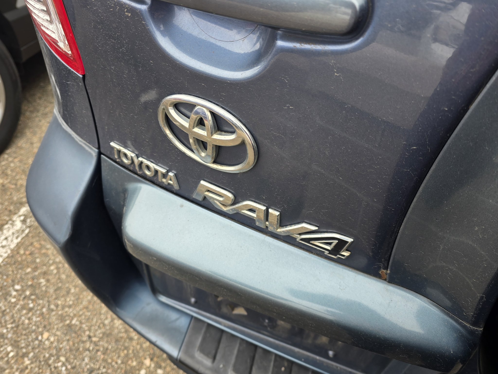 Used 2009 Toyota RAV4 4WD w/ Base L4 Extra Value Pkg image 12