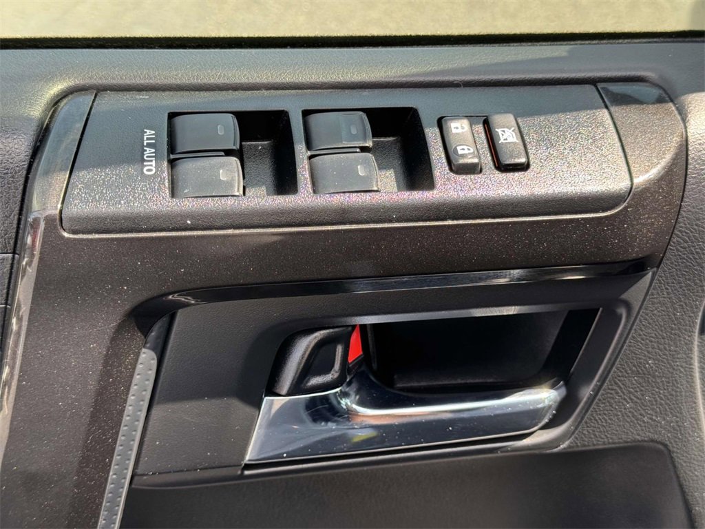 Used 2024 Toyota 4Runner TRD Off-Road Premium image 18