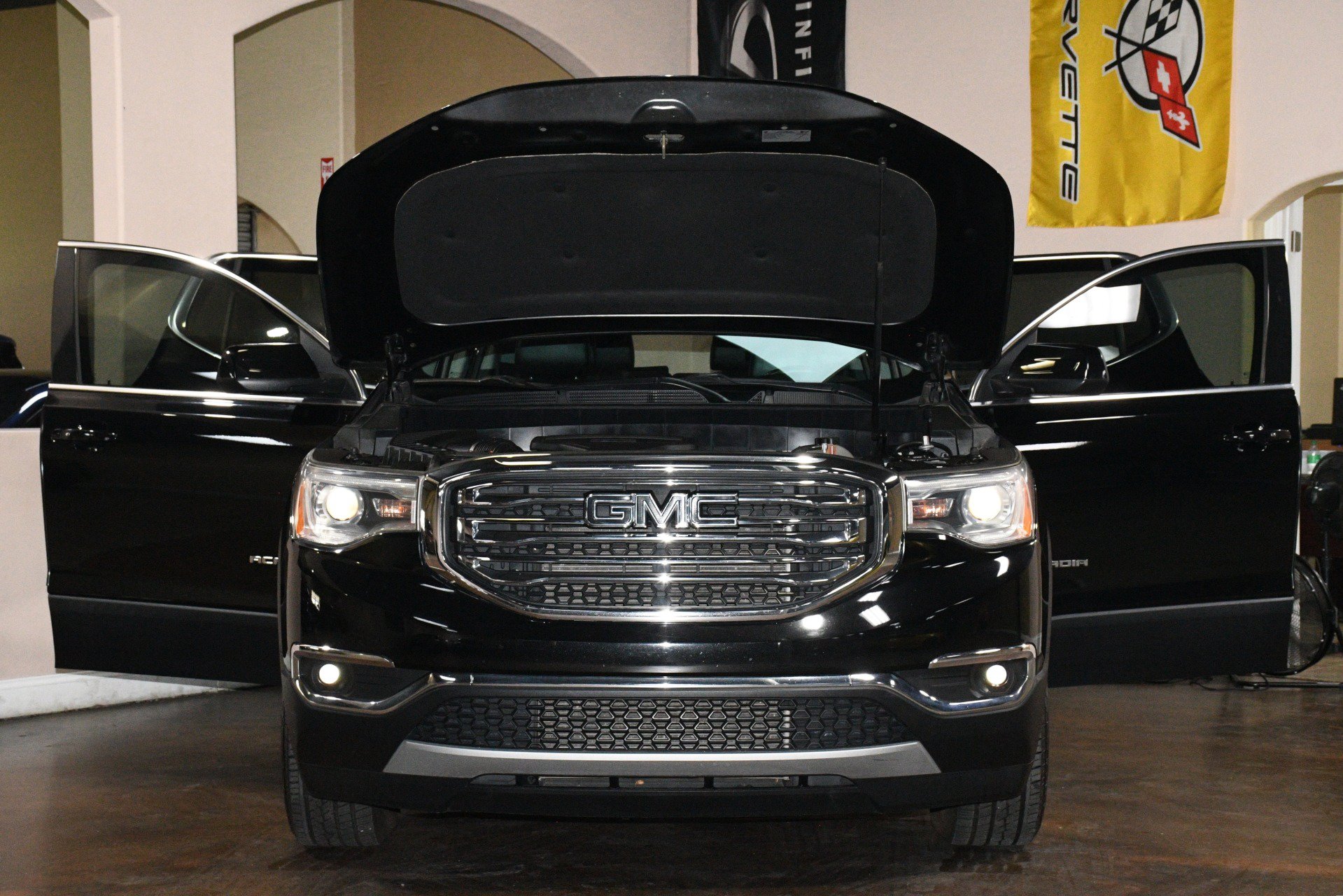 Used 2019 GMC Acadia SLT FWD image 87