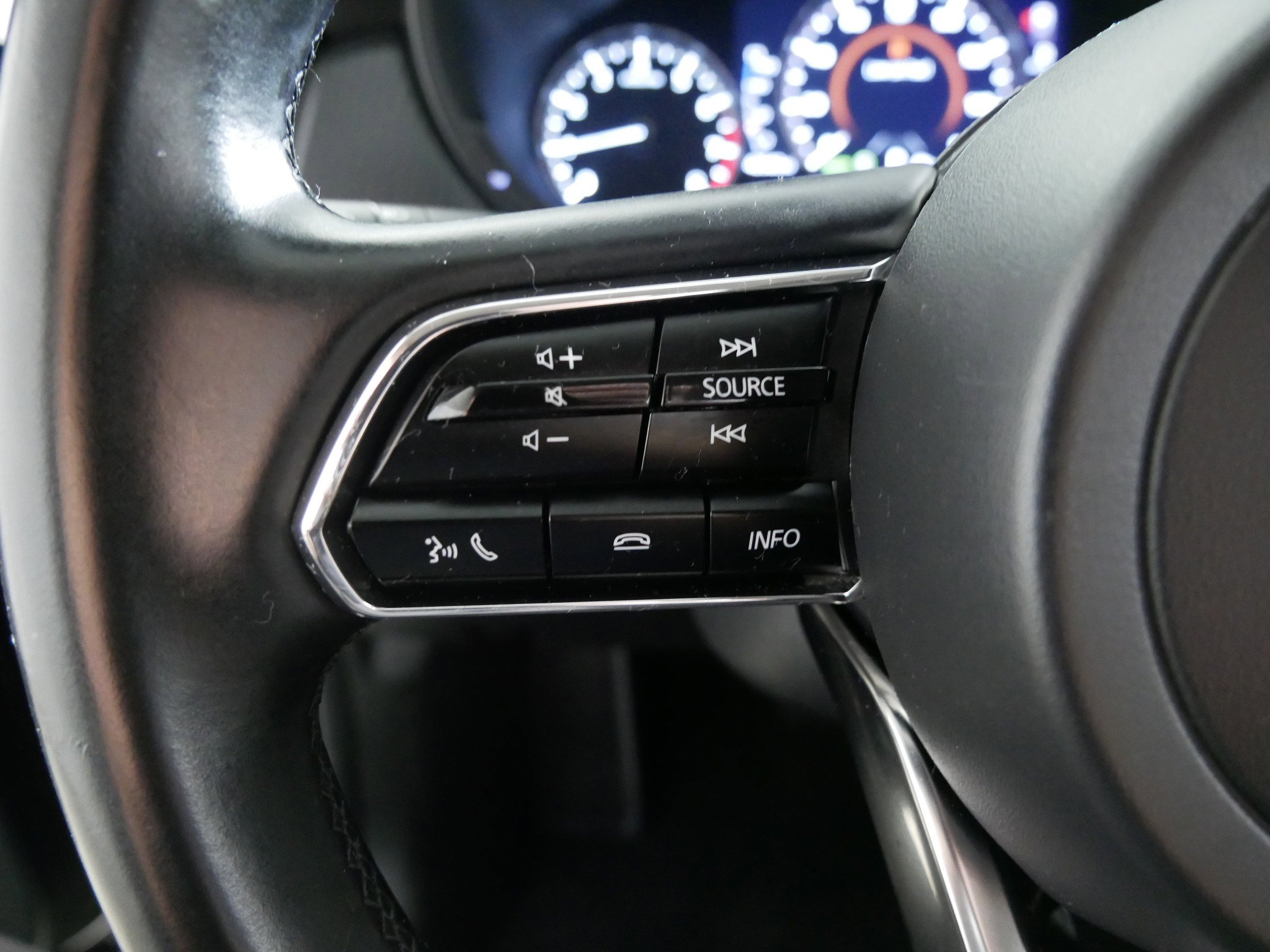 Certified 2025 MAZDA CX-90 3.3 Turbo w/ Select Package image 27