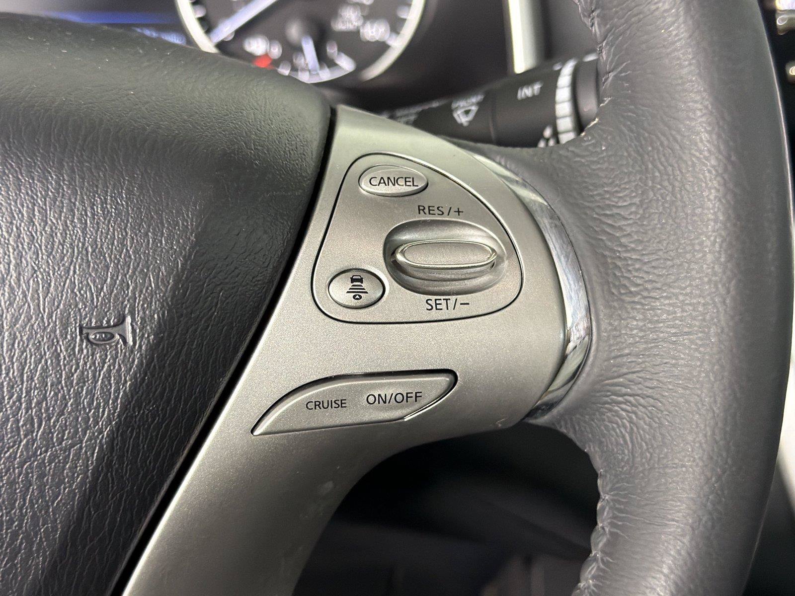 Used 2015 Nissan Murano Platinum w/ Platinum Technology Package FWD image 29