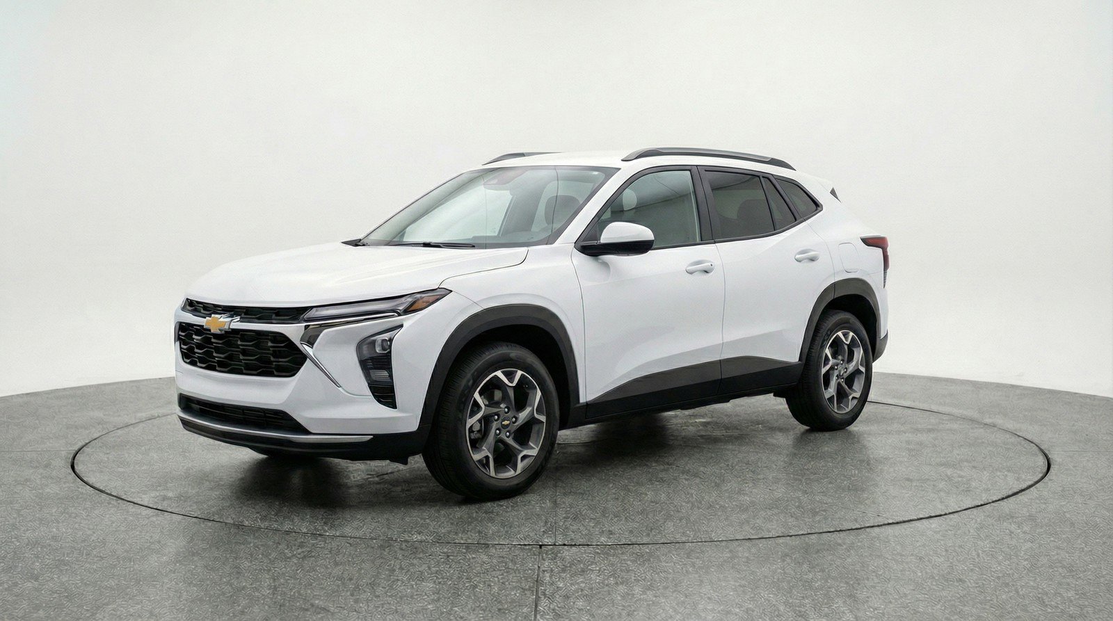 Used 2025 Chevrolet Trax LT image 3