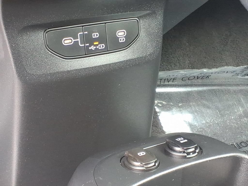 Certified 2025 Kia EV6 Light w/ Light LR Technology Package RWD image 22