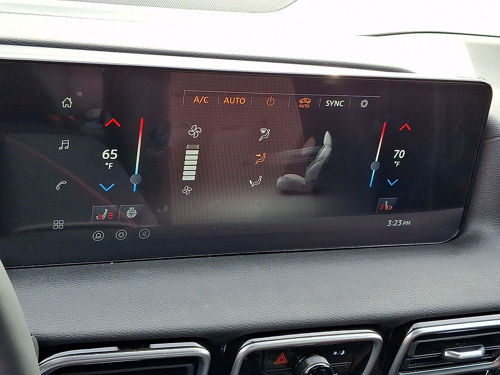 New 2027 Nissan Sentra SR w/ SR All Weather Package FWD image 12