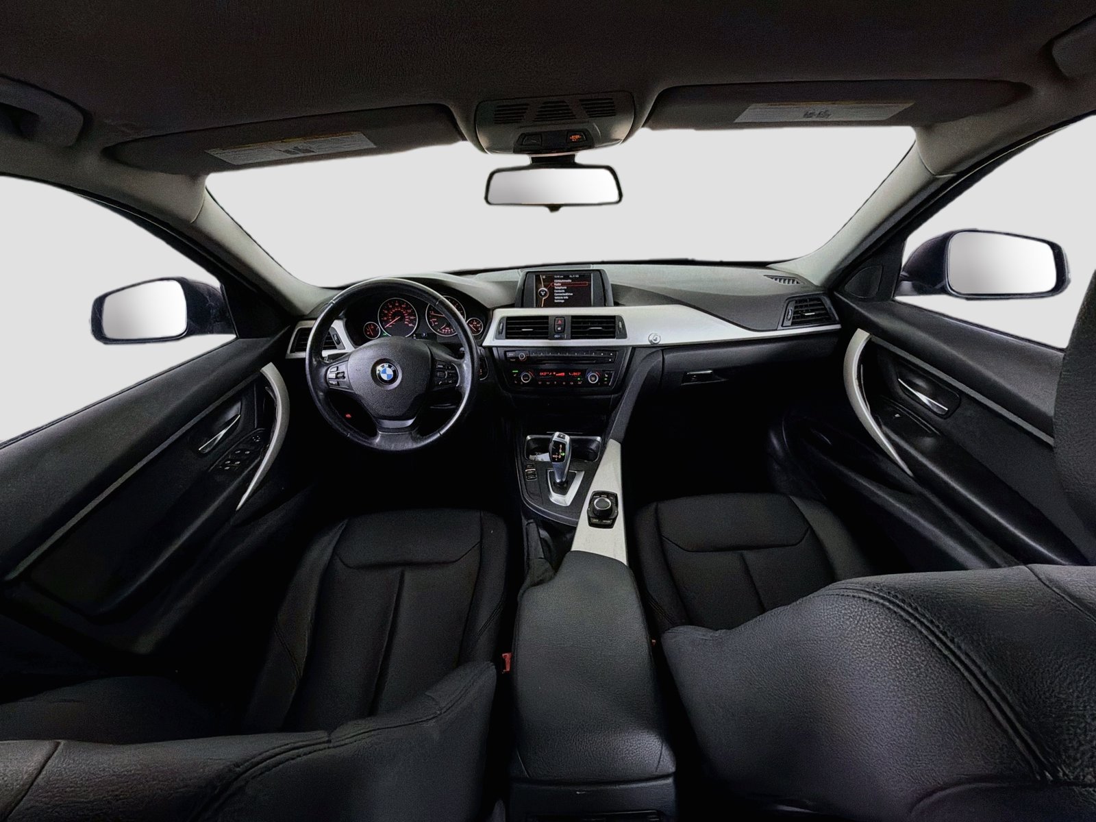 Used 2014 BMW 320i Sedan RWD image 9