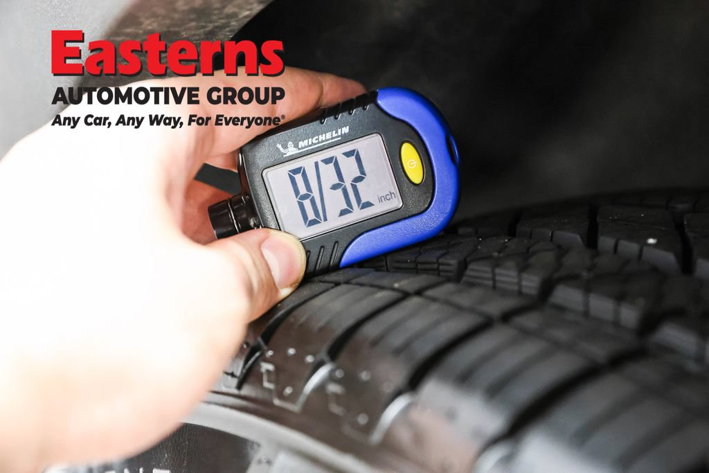 Used 2023 Volvo XC40 B4 Ultimate FWD image 22