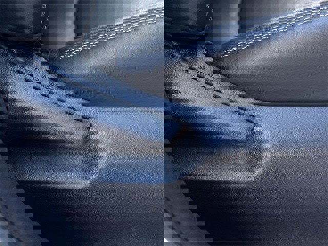 Used 2020 Toyota RAV4 XLE Premium image 31