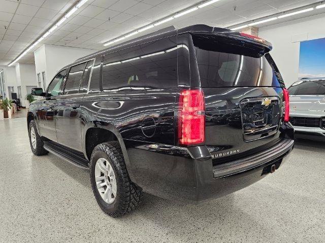 Used 2018 Chevrolet Suburban LT AWD/4WD image 5