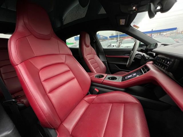 Used 2020 Porsche Taycan 4S image 26