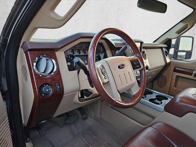 Used 2014 Ford F350 King Ranch w/ FX4 Off-Road Package AWD/4WD image 8