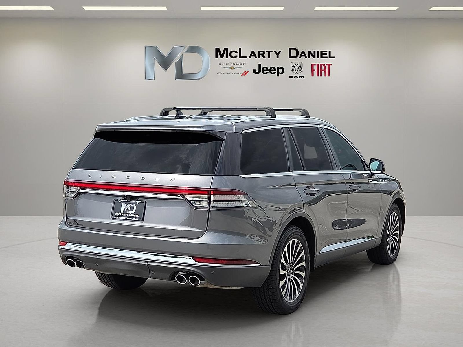 Used 2023 Lincoln Aviator Reserve w/ Elements Package Plus AWD/4WD image 5
