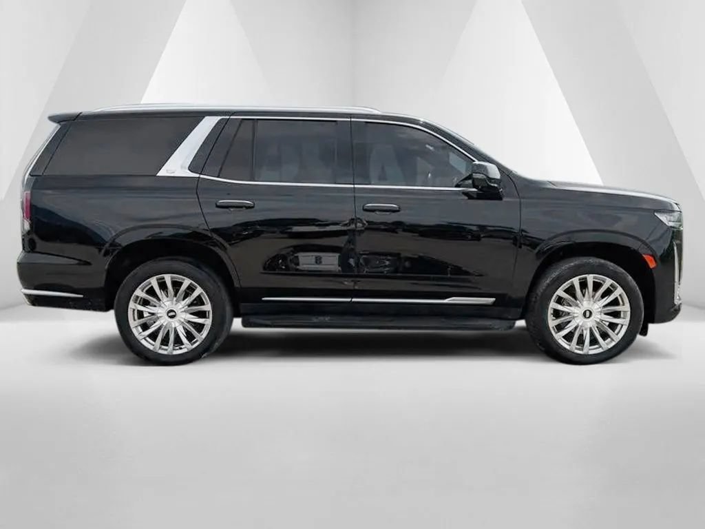 Used 2023 Cadillac Escalade Premium Luxury AWD/4WD image 8