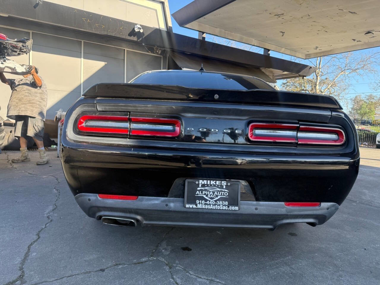 Used 2018 Dodge Challenger SXT w/ Sound Group image 10