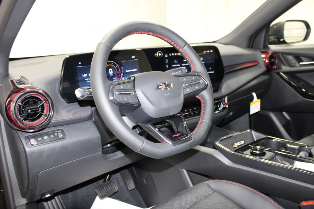 New 2026 Chevrolet Equinox RS w/ Convenience Package III AWD/4WD image 19